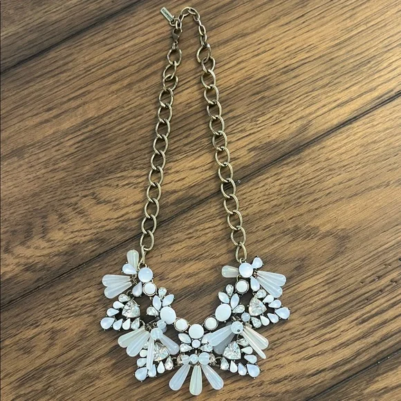 BaubleBar Sugarfix Statement Necklace with White Beades, chic feminine
LIKE NEW - Picture 5 of 5